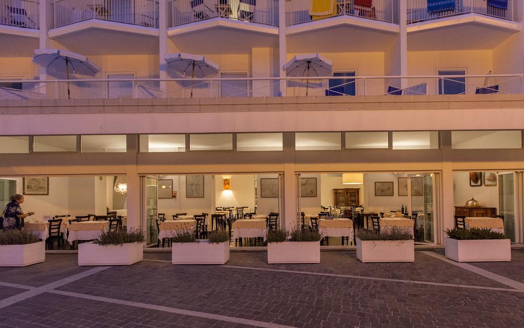 Albergo Alla Spiaggia Grado Exterior foto