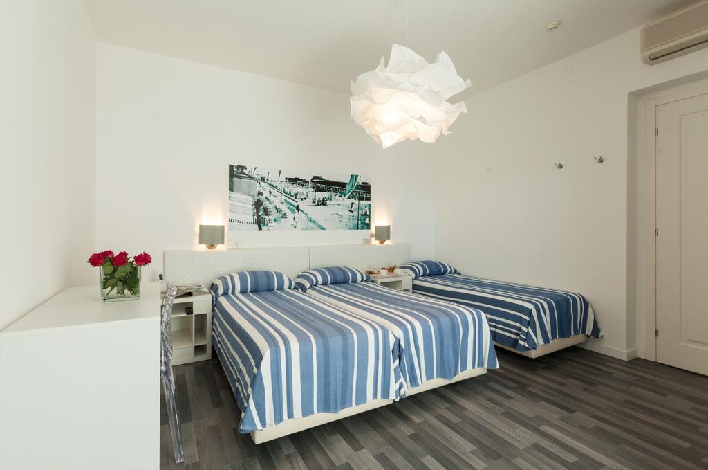 Albergo Alla Spiaggia Grado Habitación foto