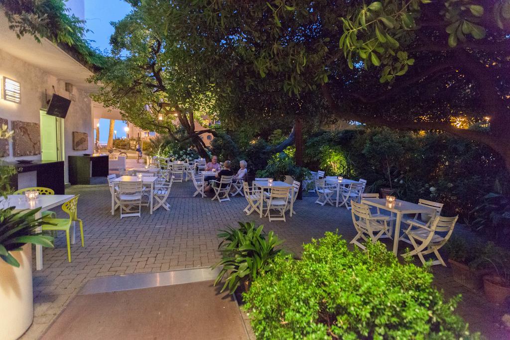 Albergo Alla Spiaggia Grado Exterior foto